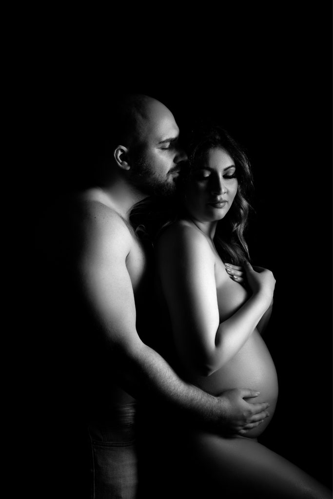 Lil One Photography - Maternity portraits
