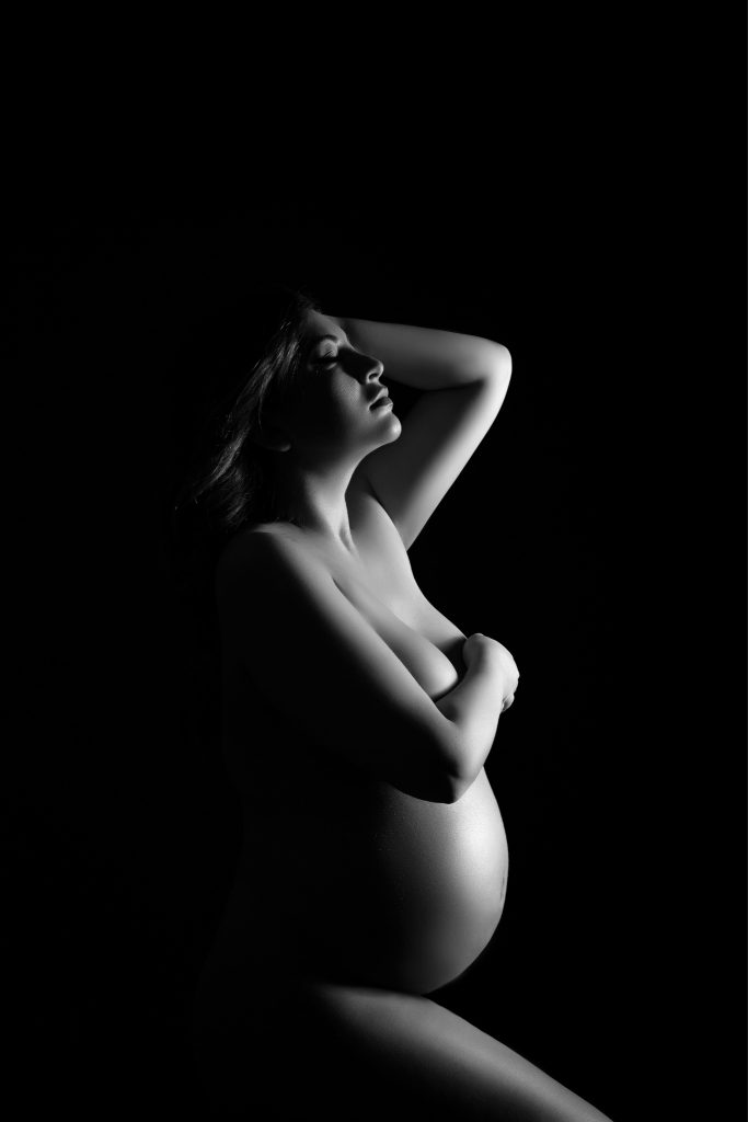 Lil One Photography - Maternity portraits