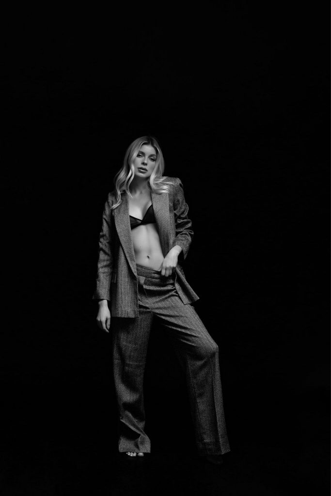 Lil One Photography – Love Yourself glamour and boudoir portraits