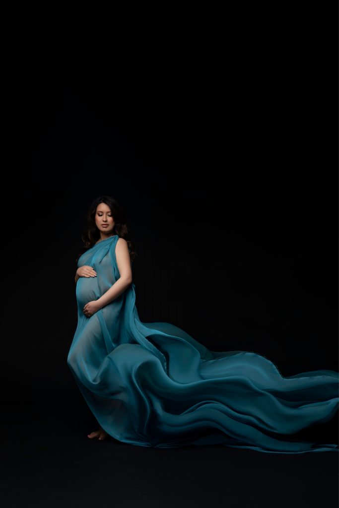Lil One Photography - Maternity portraits