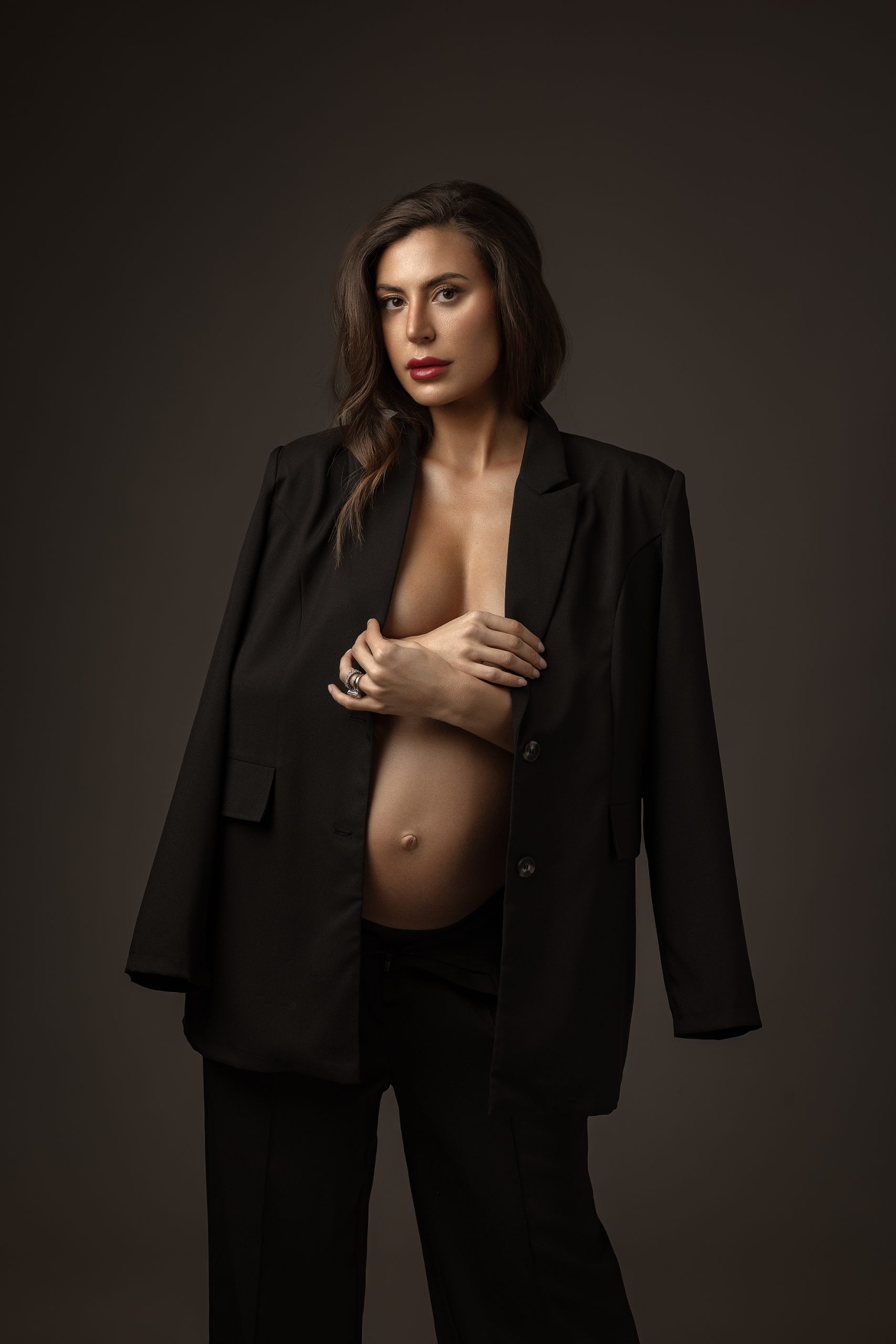 fashion maternity portrait in dark studio, Toronto